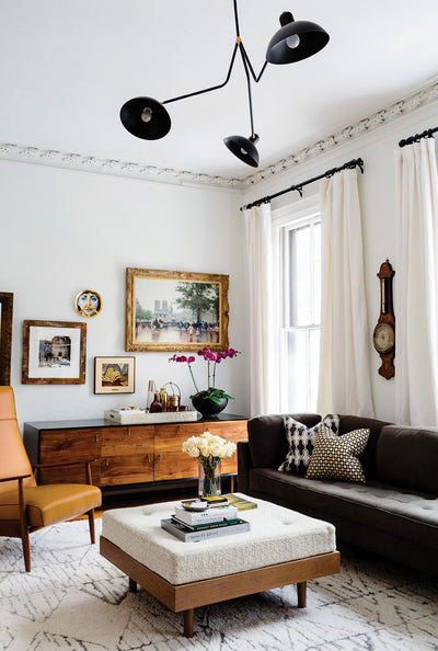 Vintage Modern Style Living Room: How to Mix Old With New