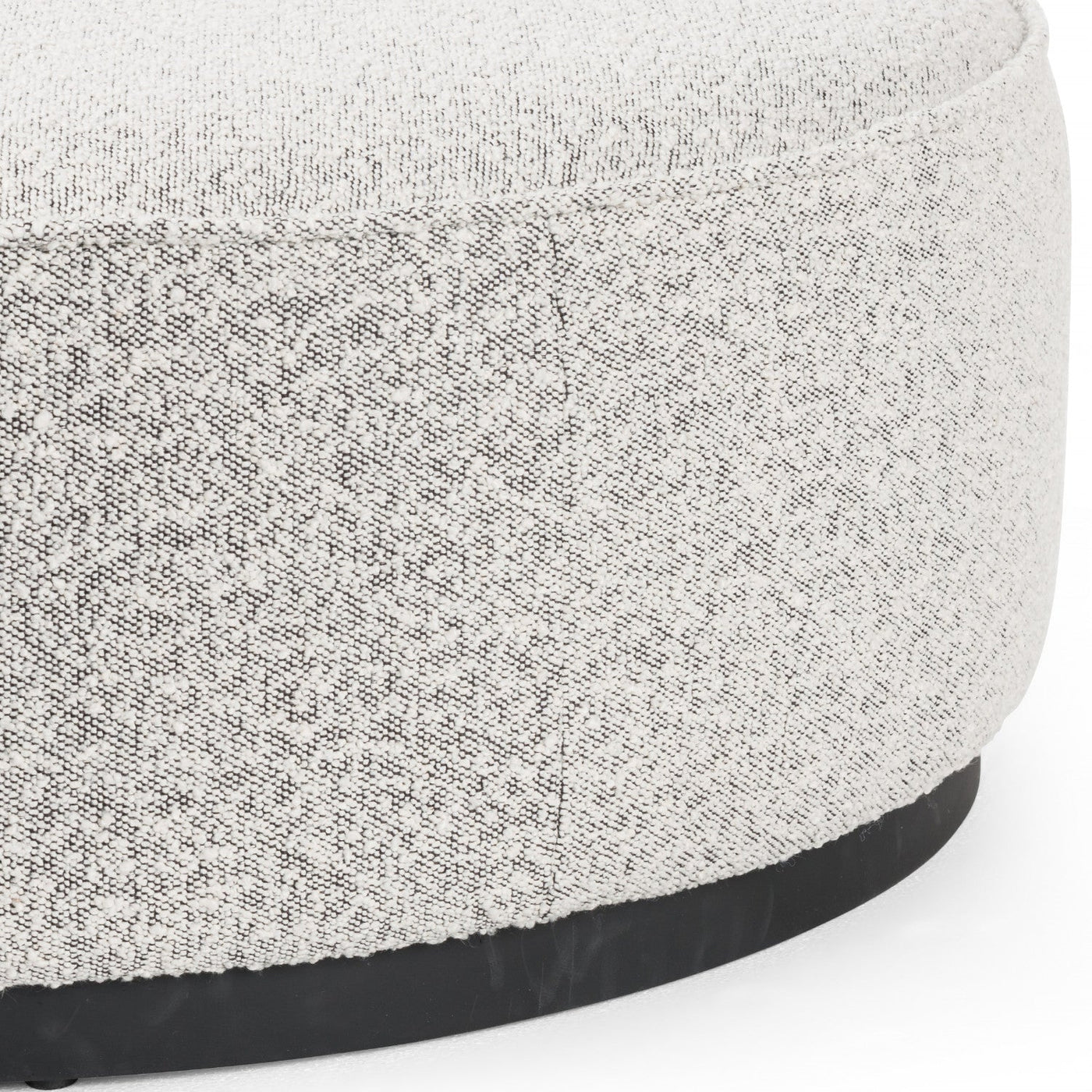 SINCLAIR LARGE ROUND OTTOMAN,KNOLL DOMINO
