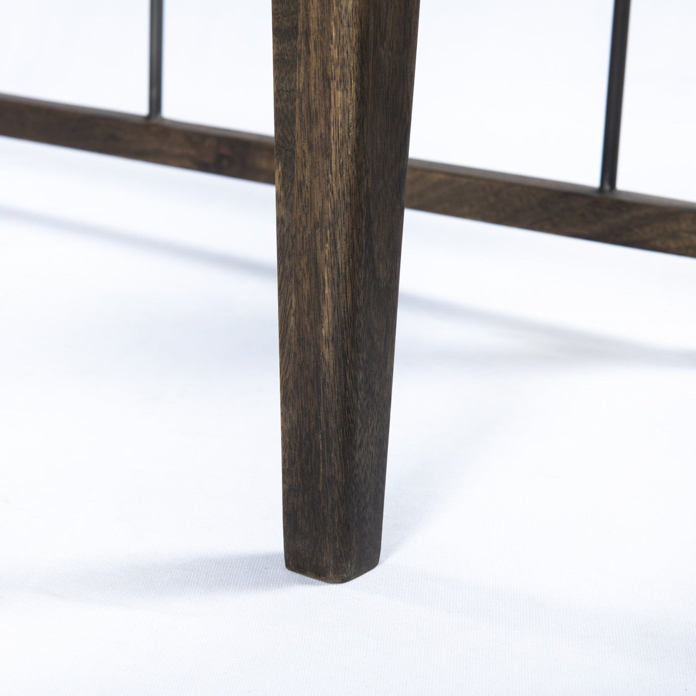 HOWARD BENCH-PECAN