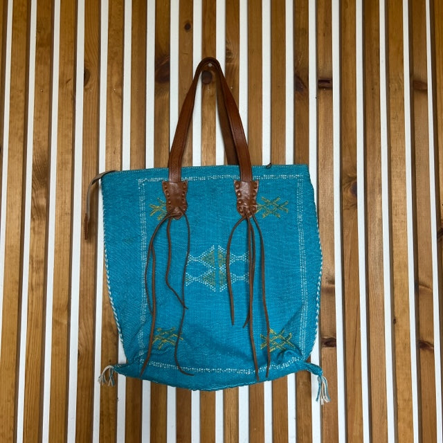 Sabra Silk Handbag Azul #9
