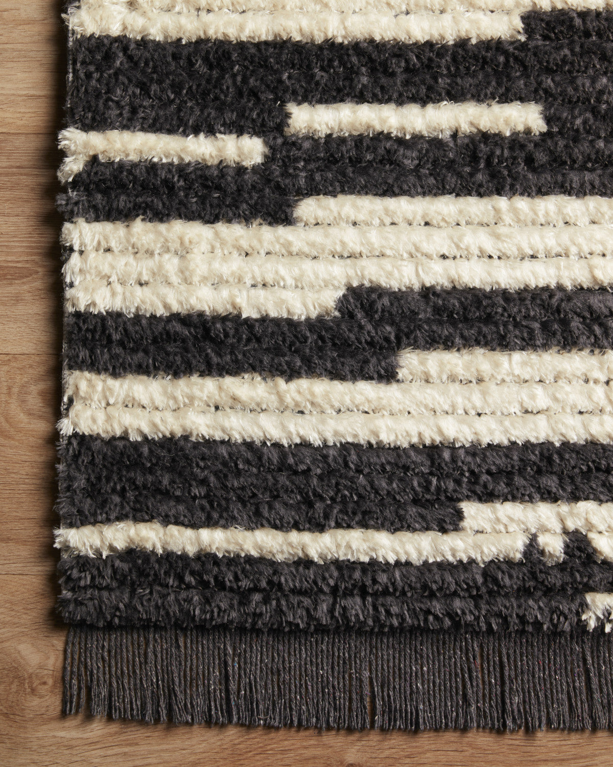 Alice Rug Cream / Charcoal