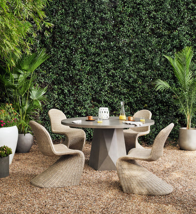 BOWMAN OUTDOOR DINING TABLE